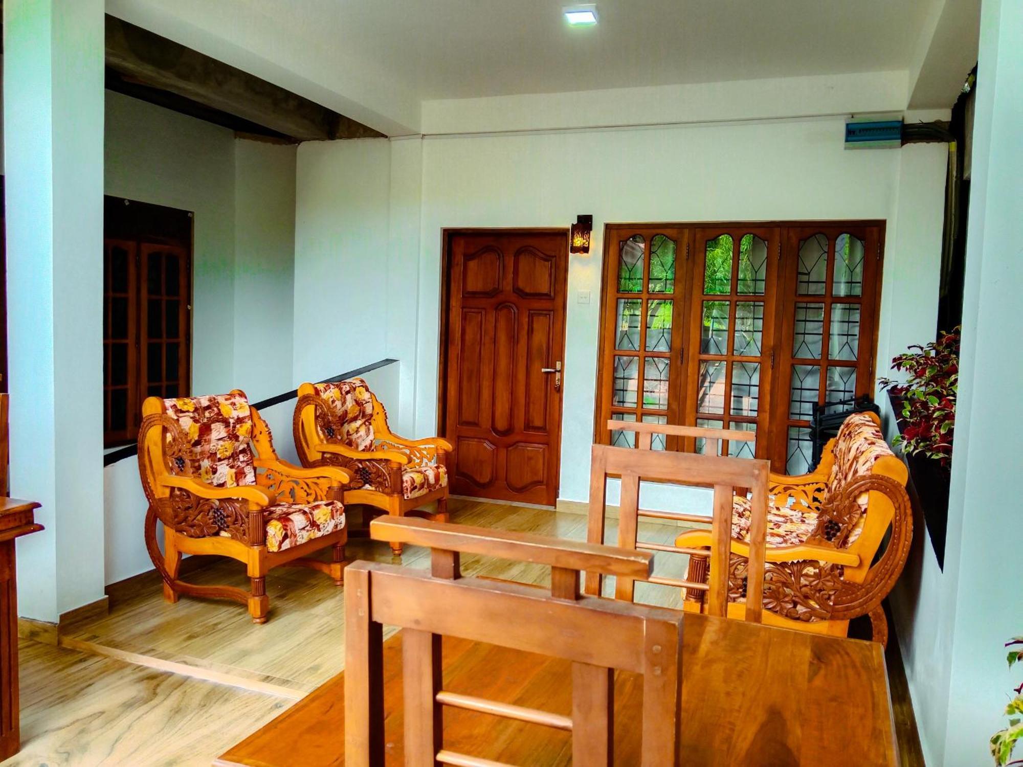 Sigiriya Peacock Homestay Dış mekan fotoğraf