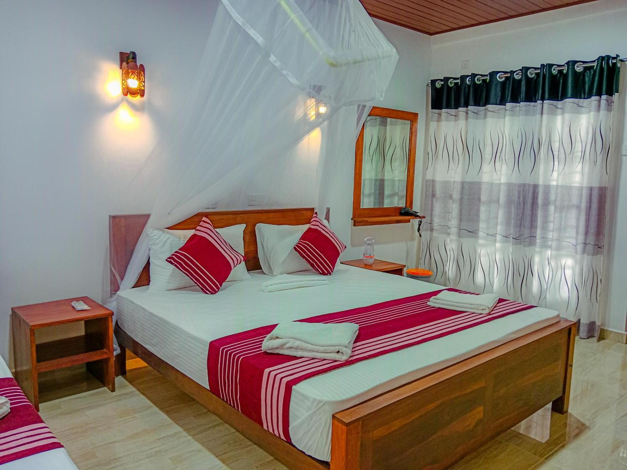Sigiriya Peacock Homestay Dış mekan fotoğraf