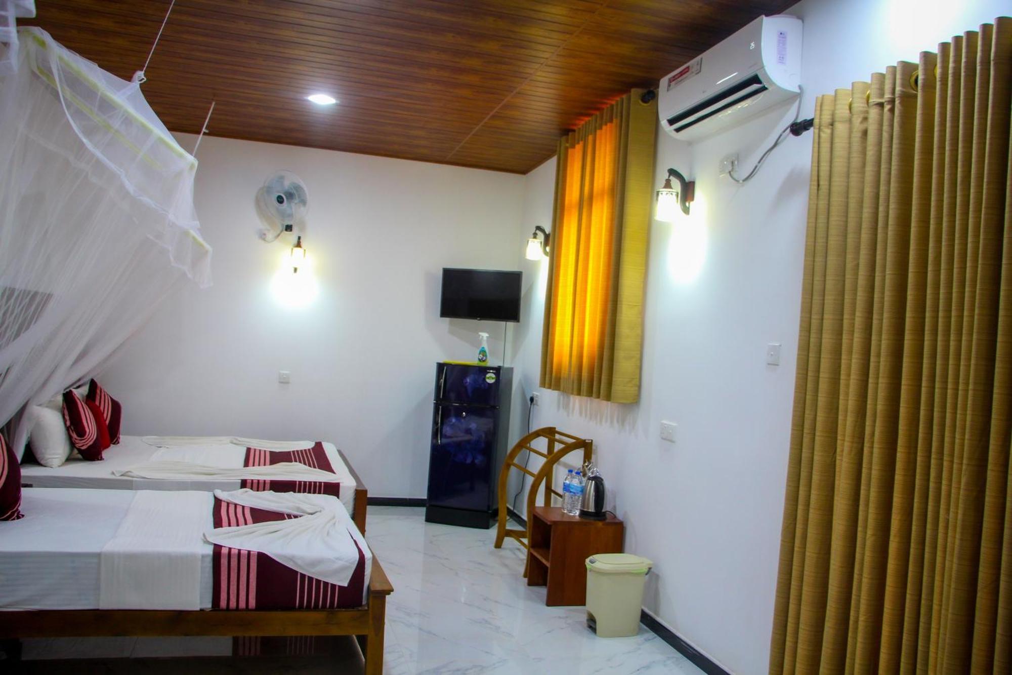 Sigiriya Peacock Homestay Dış mekan fotoğraf