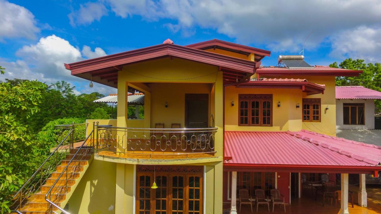 Sigiriya Peacock Homestay Dış mekan fotoğraf